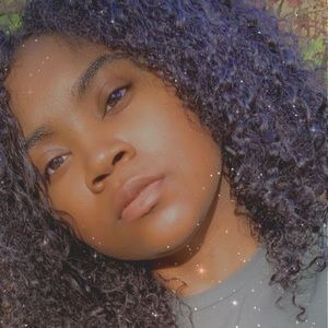 Meet your Posher, Destiny